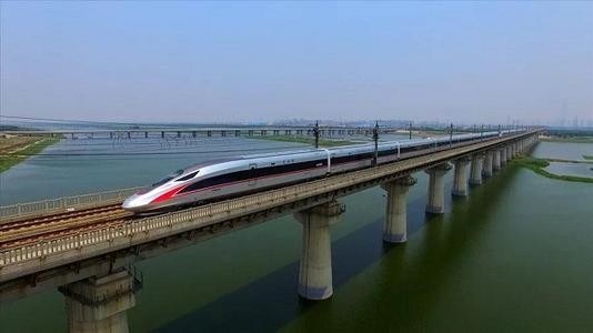 京沪高铁全长多少公里？